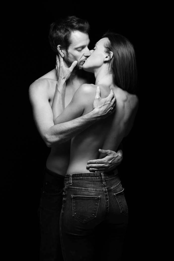 Shooting photo en studio d&rsquo;un couple nu